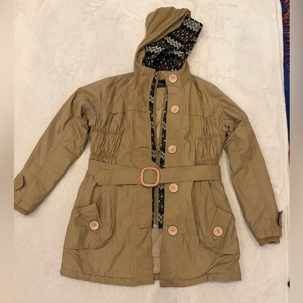Chic Tan Juniors Coat with Hood